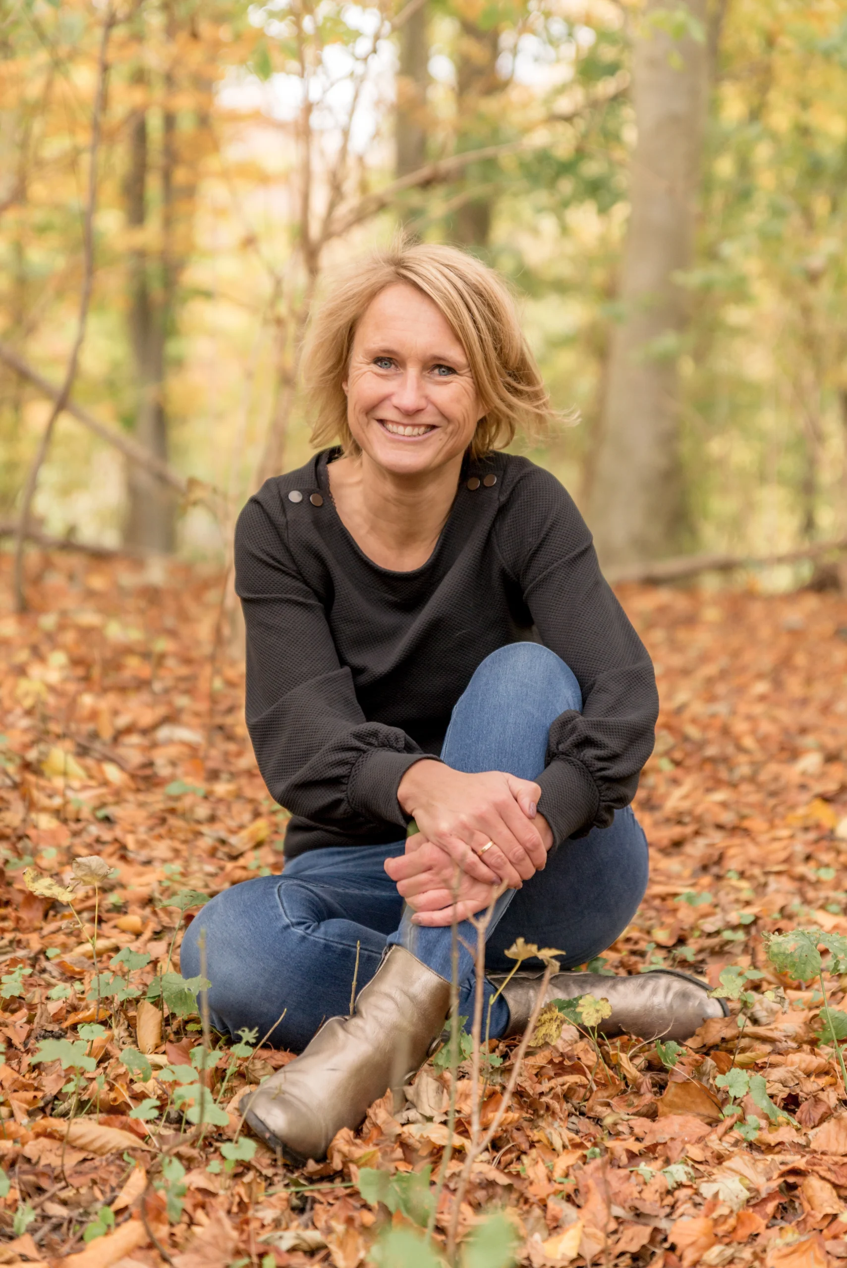 Portret van Esther van Wageningen, specialist in stressfysiologie en gecertificeerd trainingsacteur.