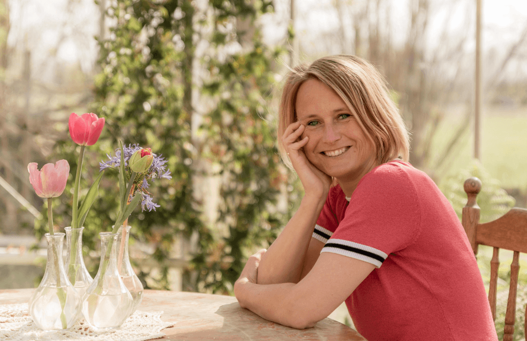 Op zoek naar een oplossing voor stress gerelateerde klachten zoals burn-out, vermoeidheid, onzekerheid, angst of spanning? Kijk of mijn aanpak je aanspreekt.