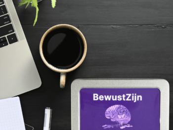 Kaartenset met reflectievragen, oefeningen en inzichten. Geschikt als je last hebt van stressklachten, maar ook handig bij persoonlijke ontwikkeling!
